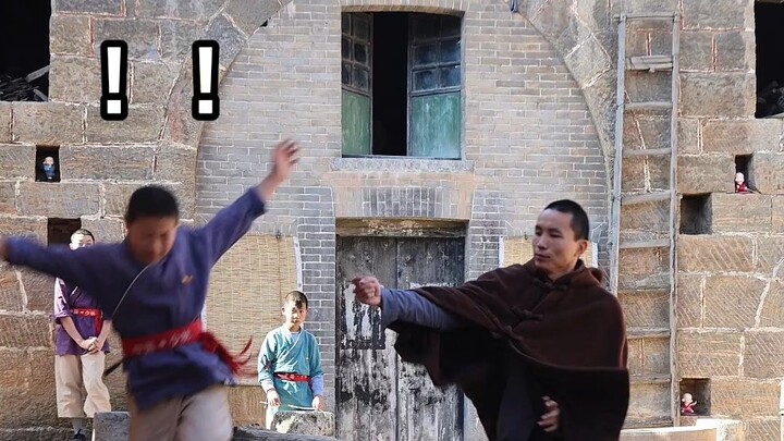 อาจารย์: นี่ฉันจะรับมือยังไงดีล่ะ