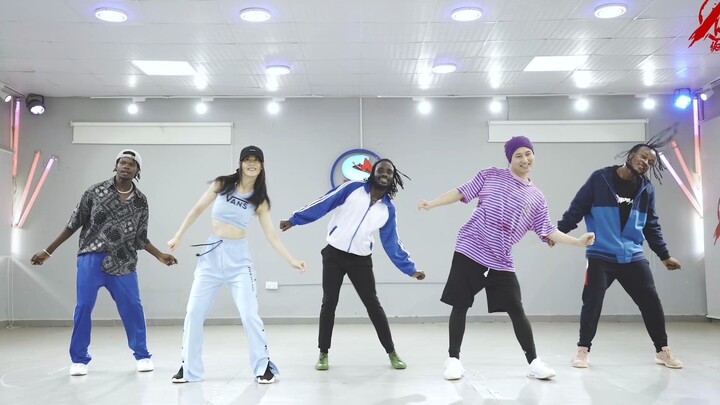 [Sino Afro Fitness Dance] Honey Dance ของ Cyndi Wang มาแล้ว การเต้นรำเผาผลาญไขมันที่ห้ามพลาดสำหรับผู