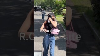 Zhao Lusi FanCam 28.05.23 | Lusi runs towards fans at Shanghai Airport 🌞