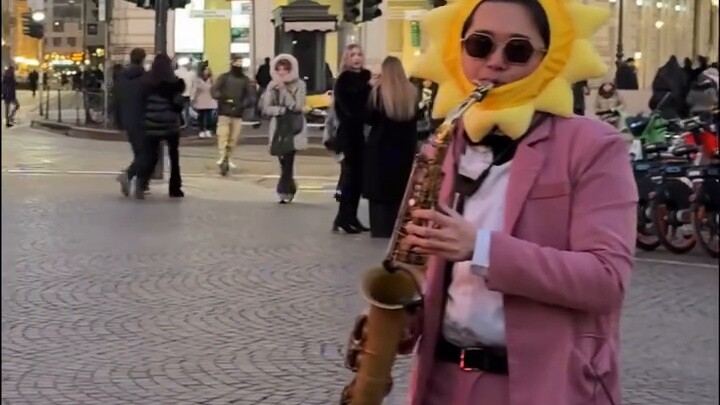 Khi bài hát chủ đề về cuộc phiêu lưu kỳ lạ của jojo đến Milan, Ý "Golden Wind" Saxophone # cuộc phiê