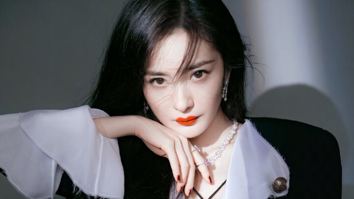 【Dương Mịch/Ở Đâu Cũng Hôn】Mix cảnh đẹp lộng lẫy: Dựa vào nhan sắc gây tội, mẹ đây là Slay nhất!