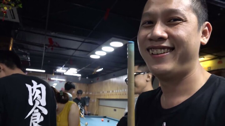 TRUNG VLOG  CƠ THỦ TẤN TRUNG BIỂU DIỄN NHỮNG ĐƯỜNG BI ĐẲNG CẤP (REUP)