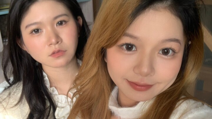 Post-2000s Plastic Sisters' Daily Life