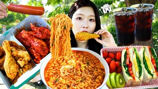 ASMR MUKBANG| 편의점 직접 만든 한강 라면 양념치킨 소세지 샌드위치 먹방 & 레시피 FRIED CHICKEN AND Tteokbokki EATING