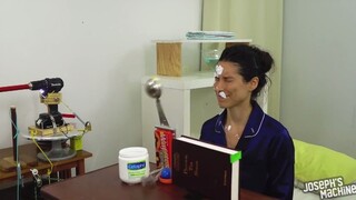 沙雕发明小哥Joseph的最新作品：起床连锁反应装置