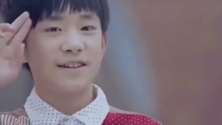 Qianxi: Jangan buru-buru, jangan buru-buru, aku lagi latihan, lagi menjepit, lagi menjepit #YiYangQi