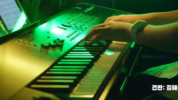 supermarket flowers _-_cover_by_-_kyungsoo