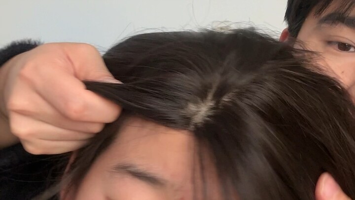 Put on a wig, and you’re instantly a Korean girl!