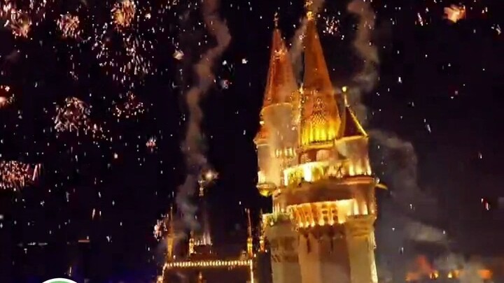 من الواضح أن الجميع متحمسون حقًا لإطلاق الألعاب النارية! نحن فعلاً لم نطلق الألعاب النارية منذ وقت ط