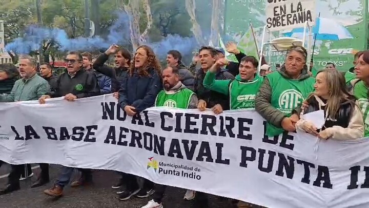 MOVILIZACIÓN POR LA BASE AERONAVAL