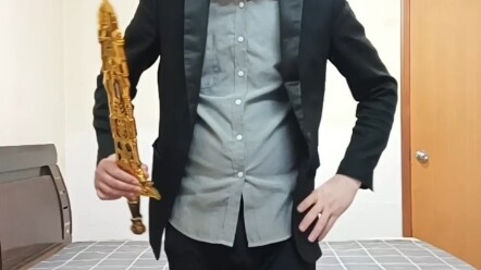 Aku bertengkar dengan pacarku, jadi aku janjian sama Pangeran Junming untuk meminta maaf kepadanya.