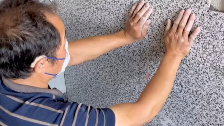 ยิ่งนับวันยิ่งทึ่งกับตัวเองเลย😎อาจารย์หงโข่วกับลูกศิษย์รีโนเวท ช่างปูกระเบื้อง