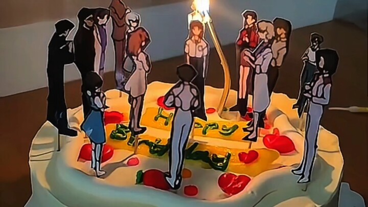 เมื่อฉันอายุ 19 ปี ฉันทำเค้กวันเกิดธีมอีว่าวเอง...