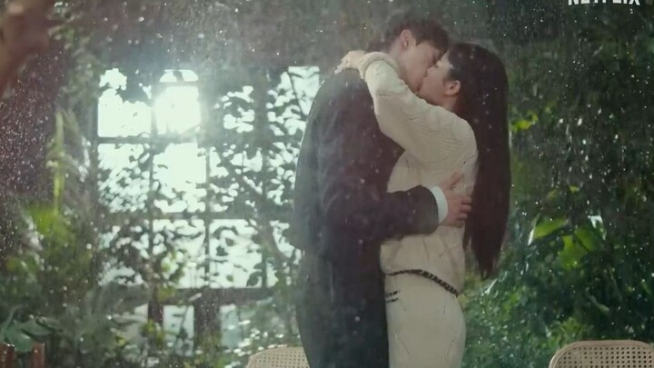 Song Kang and Kim You-jung Kiss Under the Sprinklers _ My Demon