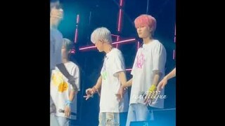 #jeno : Pindah aja ah tangan yg sono kosong..😁🤭 #jaemin #nomin #nctdream