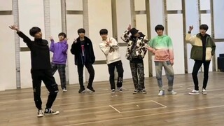 【Times Youth League】Bản cover phòng tập chưa từng công bố của "Energetic" và "Yes or Yes"