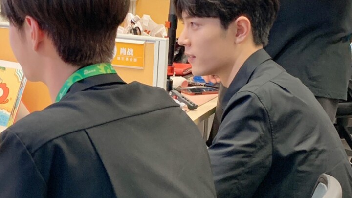 [Bo Jun Yi Xiao] Bobo irritates Zhan Zhan, so he gives you a crutch! Wang Xiaobao always teases his 