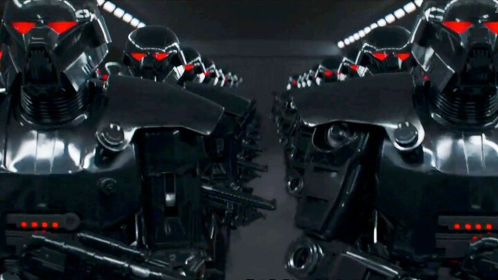 The only man who can replicate the Hallway God has appeared!