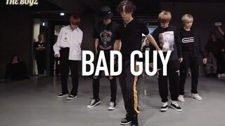 Ayo lihat nh Wanyan menari sebagai penari utama, benar-benar nyaman sekali