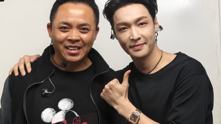 ครั้งแรกในชีวิตที่ได้ขึ้นเวทีร้องเพลง กลับกลายเป็นว่าได้ยืนอยู่บนเวทีรังนก! ขอบคุณอาจารย์จางอี้ซิงที