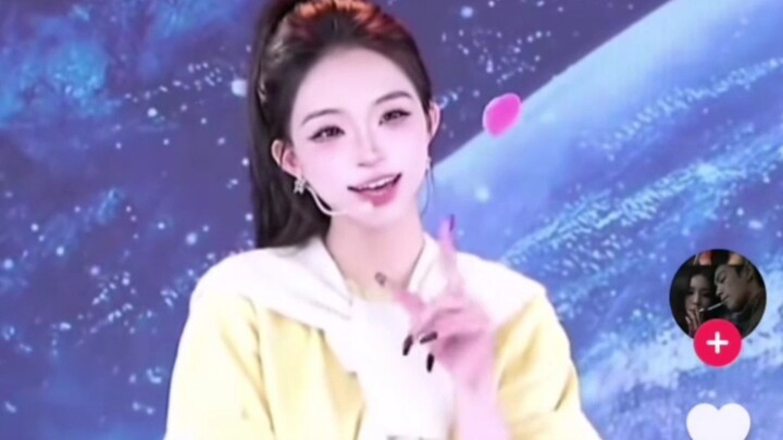 【تيك توك】 رواد الإنترنت اليابانيون والكوريون يشاهدون مذيعة الرقص عند ركوب السيارة في الصين