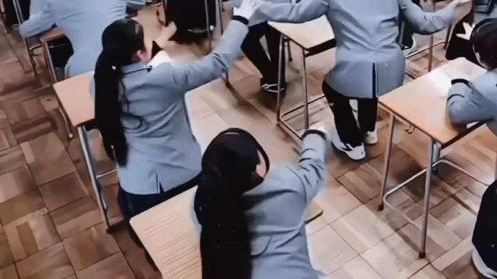 এই ভিডিও টা নাকি ভাইরাল হয়ে গেছে