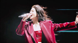 【Jennie】Coachella 'FTS' HD cảnh quay thẳng đứng trong gió và trên sân khấu rực rỡ...250414