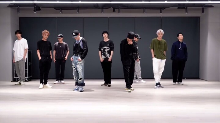 [NCT] Raise your hands above your head and change the song