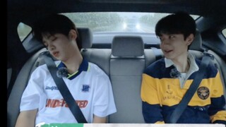 Lin Yi smiled foolishly at the sleeping Xiao Jia | Yi Jia People
