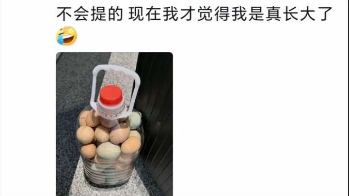 “Trước đây cứ nghĩ mang trứng gà từ quê lên là rẻ mạt lại mất mặt, giờ thì thấy thế mới là làm màu” 
