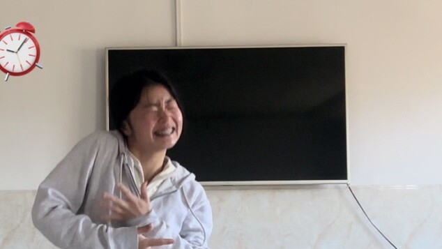 ينبغي للفتيات أن يستثمرن في أنفسهن.