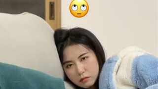 أنا أخطط لكتابة كتاب بعنوان "دليل إرضاء صديقتي"