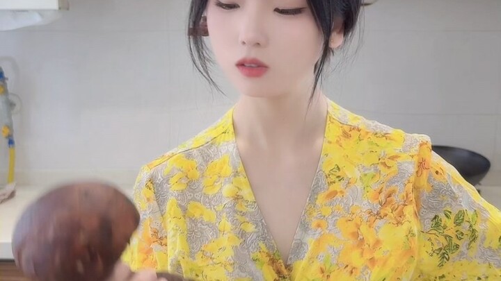 Mùa hè đến rồi, đã đến lúc thưởng thức nấm thôi