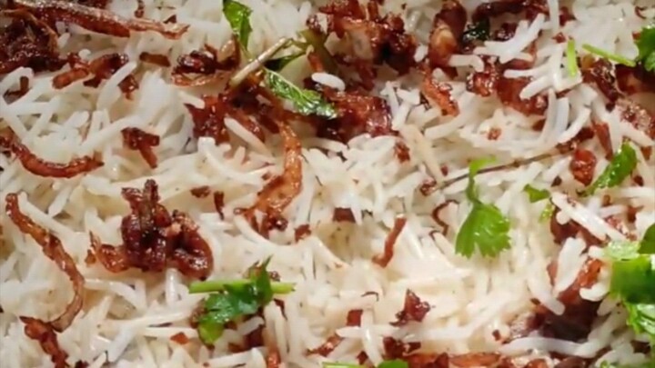 Chicken Biryani 🍲 #biryani #recipe #desidelightfuls#chicken#tastyfood
