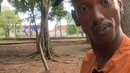 พี่สะใภ้ผิวดำ…พอเขาหันมามอง ก็รู้สึกเหมือนทำอะไรก็ผิดไปหมดเลย…