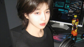 Hari-hari bermain game sangat menyenangkan, tetapi saya tidak bisa bermain game setiap hari.