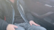 สาวขับรถถูกเพื่อนแซว ความกว้างของเบาะหลังไม่ได้อยู่ที่ตัวรถ แต่อยู่ที่ขาของคนขับยาวแค่ไหน