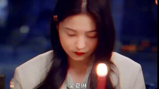 十八岁生日那天，暗恋的男生自s了，十年后她竟意外通过照片穿越回过去，但每一次穿越都伴随着不幸… "致郁生日