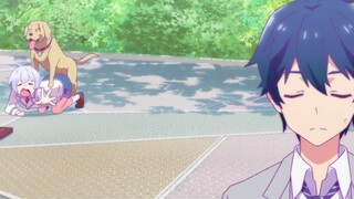 男主发现女孩被狗压倒在地，谁知男主没有救她，还被狗大干一场！