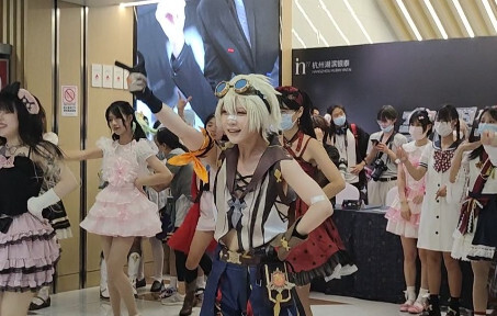 你们要的班尼特小姐姐来啦！原神in77杭州原神线下展coser舞蹈