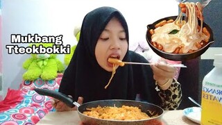 Mukbang Korean Food TTEOKBOKKI HALAL + Review | Hotim alhasni