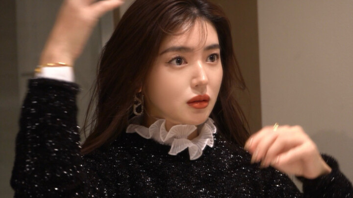 Trang phục lấp lánh đón năm mới