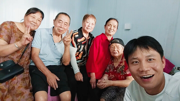 บ้านมีผู้เฒ่าเหมือนมีสมบัติล้ำค่า