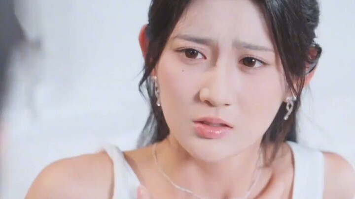 นี่คือคำบอกรักที่ชวนหวั่นไหวที่สุดเท่าที่ฉันเคยได้ยิน! วันนี้ไม่ได้ใส่ชุดชั้นในเหรอ? ถ้าเธอตบฉันหนึ่