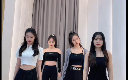 กลุ่มสาวๆ All-You ขออวยพรให้ทุกคนมีความสุขในเทศกาลโคมไฟ