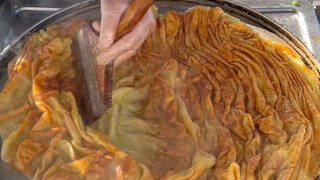 Northeastern sauce-flavored pancakes