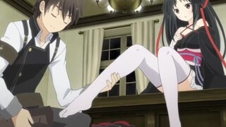 “别以为给我买了新鞋子就能吃了~”
