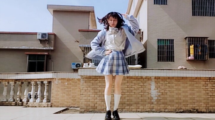 Mataharinya agak terik hari ini~☆ ㄟ( ≧ ◇ ≦ )ㄏ