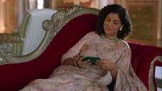 The.Royals.S01E07.720p.Hindi.WEB-DL.5.1.ESub.x264