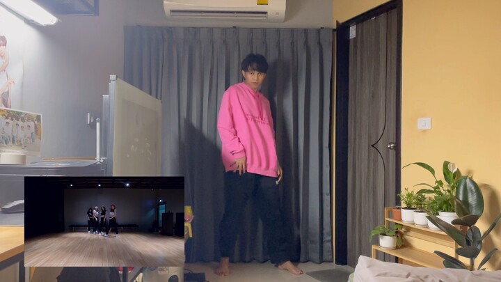 [BLACKPINK] เมมเบอร์คนนี้แอบมองดูเพื่อนครับ! ; DDU DU DDU DU COVER DANCE